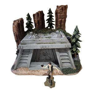 Hawthorne Village Star Wars Galactic Endor Bunker  COA 2009 Lighted Working +HAN